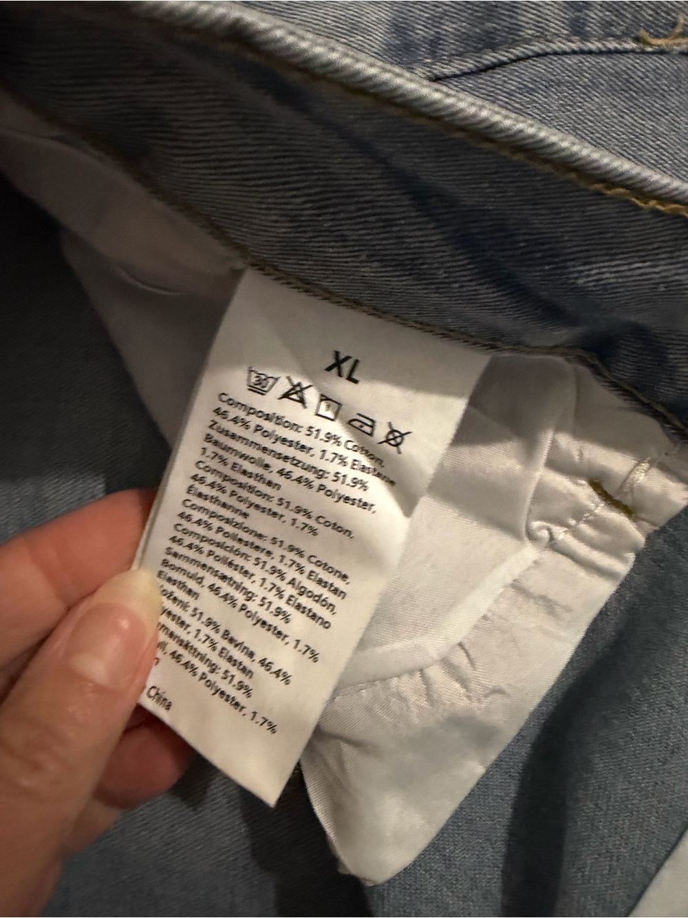 ๐ Rhinestone Jeans - Picture 4 of 4